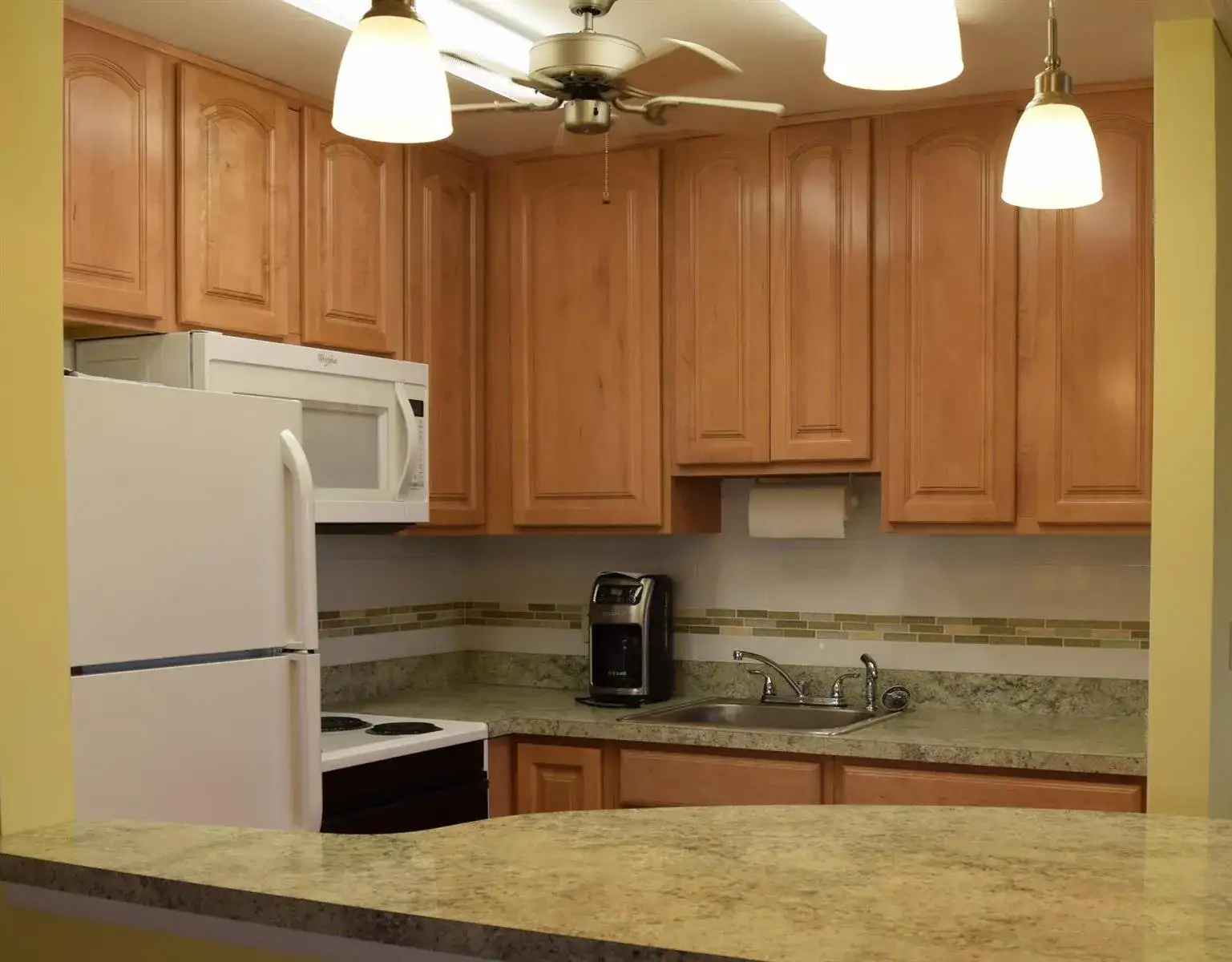352 Norwich O, West Palm Beach FL 33417 photo 2