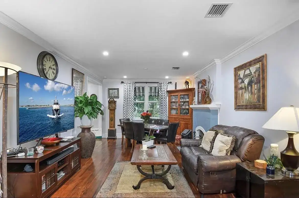 525 Evergreen Drive, West Palm Beach FL 33403 photo 3