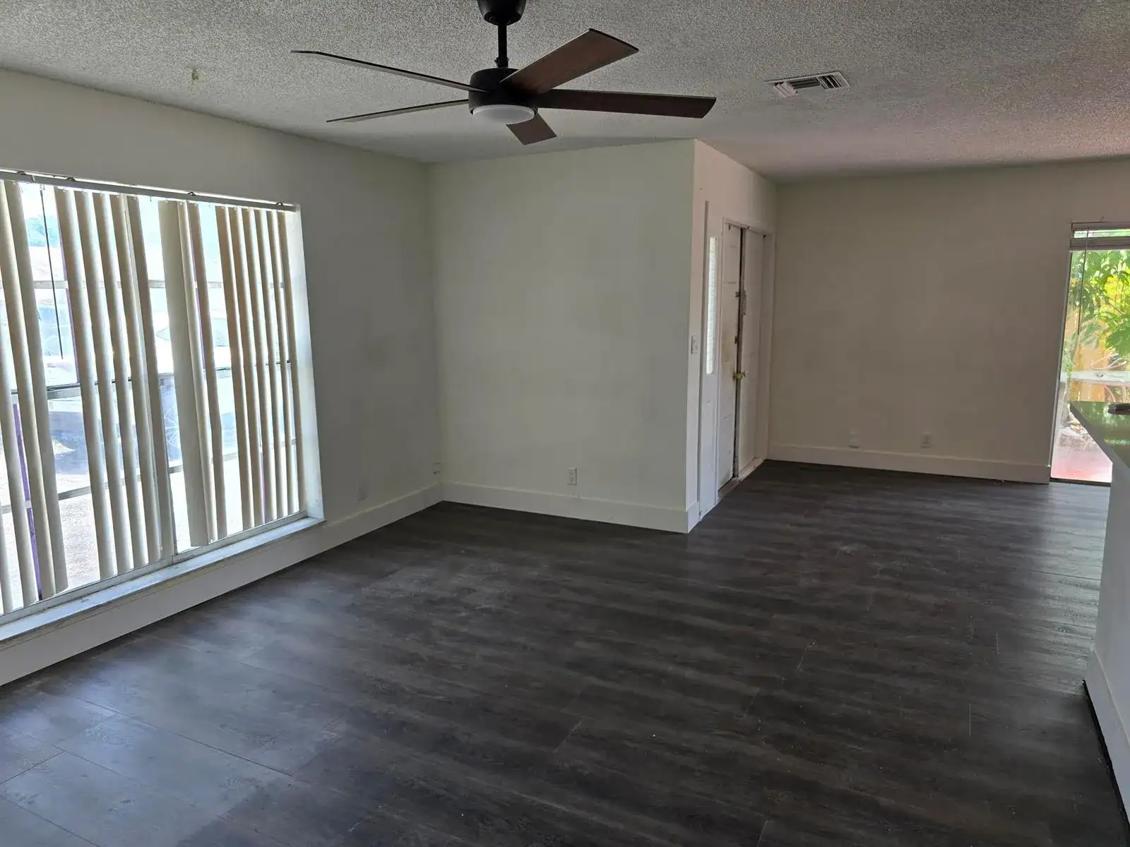 435 SW 61st Terrace, Margate FL 33068 photo 5