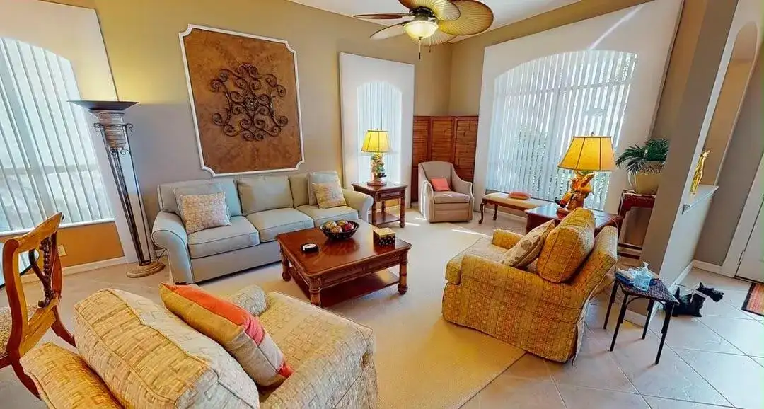 635 NW VENETTO Court, Port St. Lucie FL 34986 photo 2