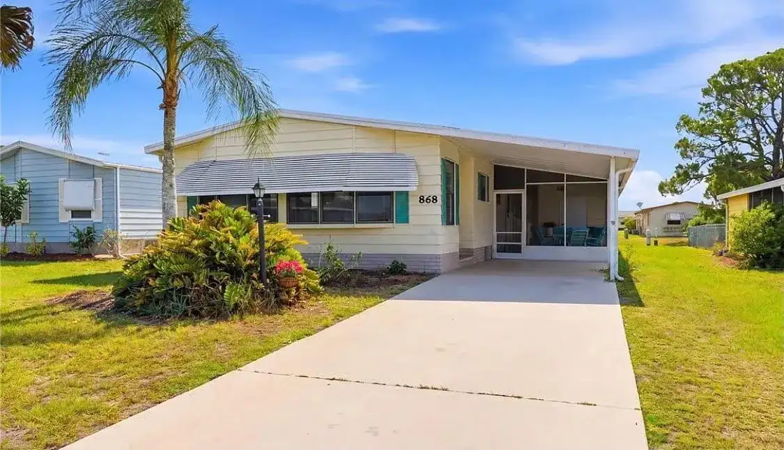 868 WATERWAY Drive, Barefoot Bay FL 32976 photo 2