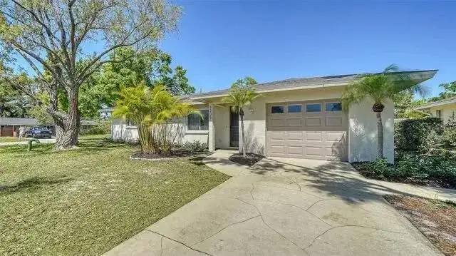 4205 RUTH Way, Sarasota FL 34232 photo 3