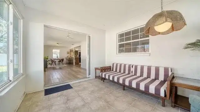 4205 RUTH Way, Sarasota FL 34232 photo 4