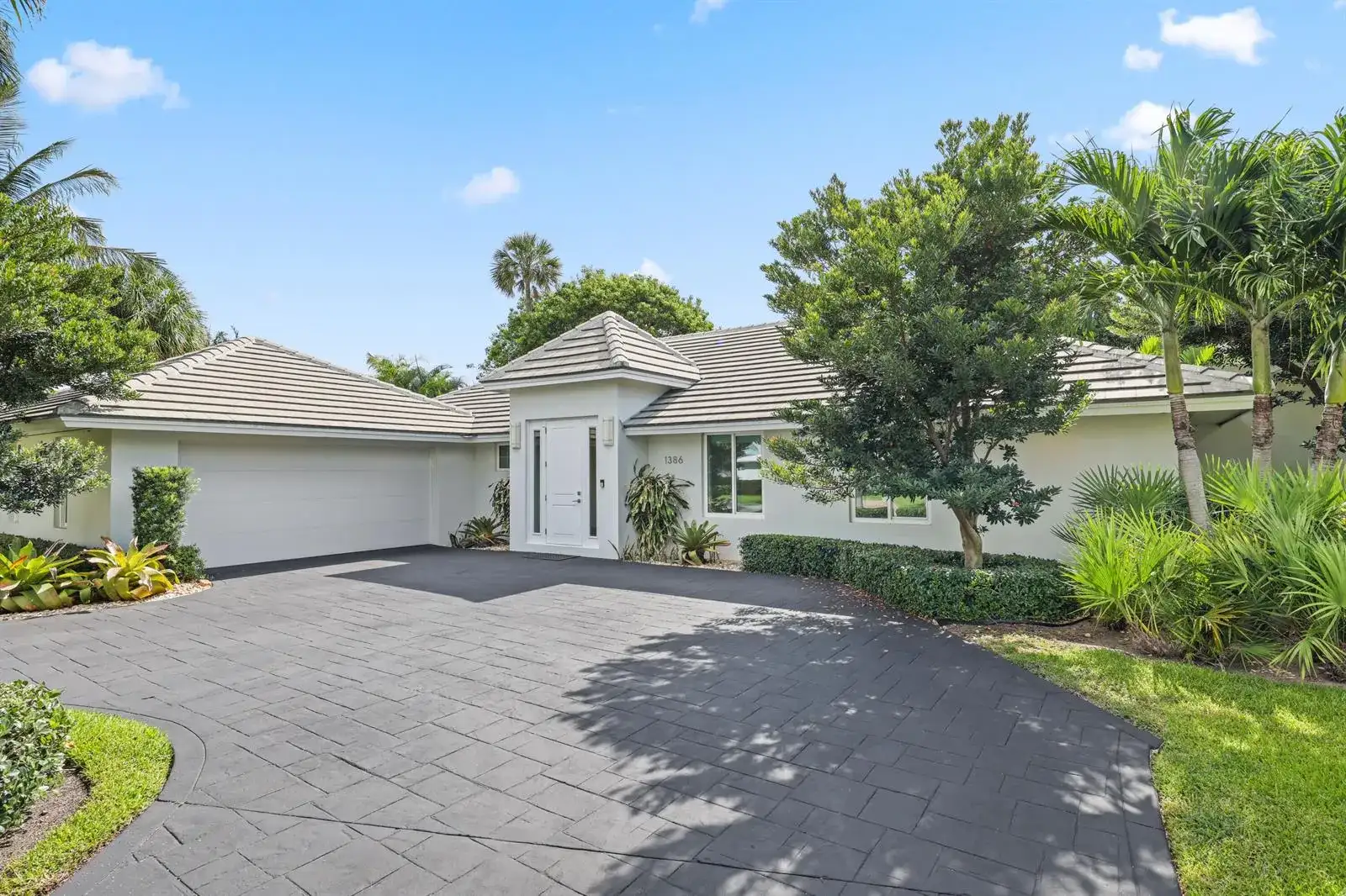 1386 S Atlantic Drive, Lantana FL 33462 photo 4