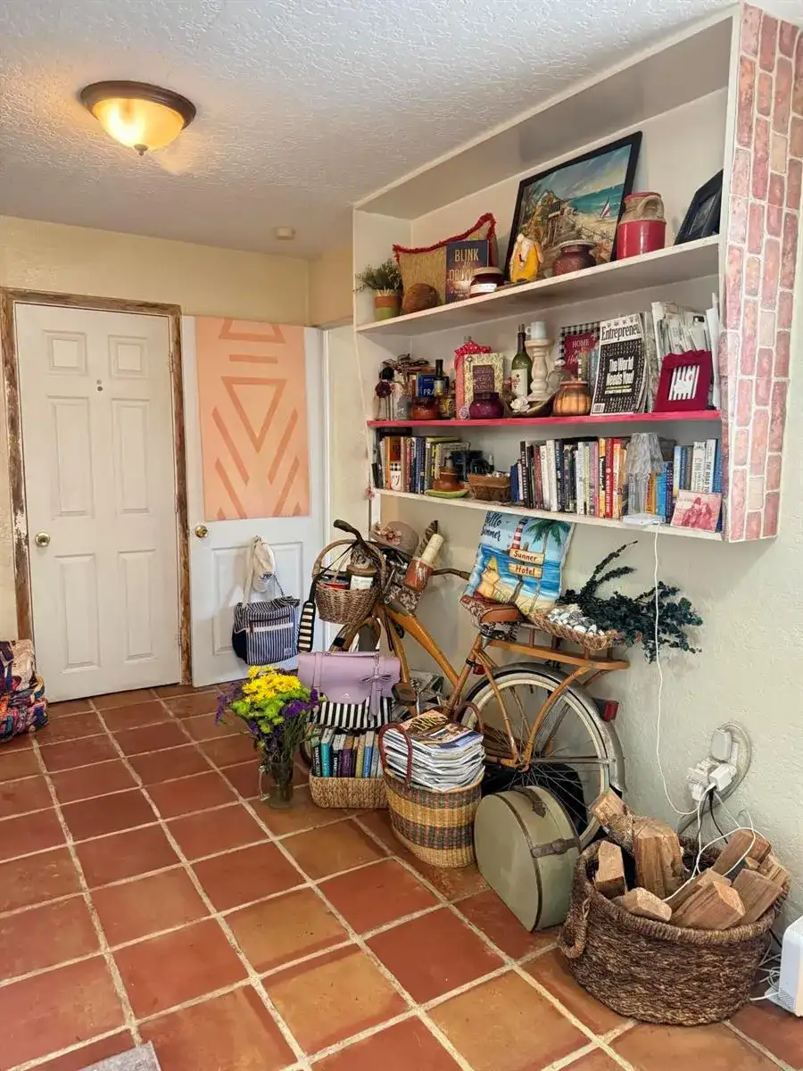 407 W Palm Street, Lantana FL 33462 photo 4
