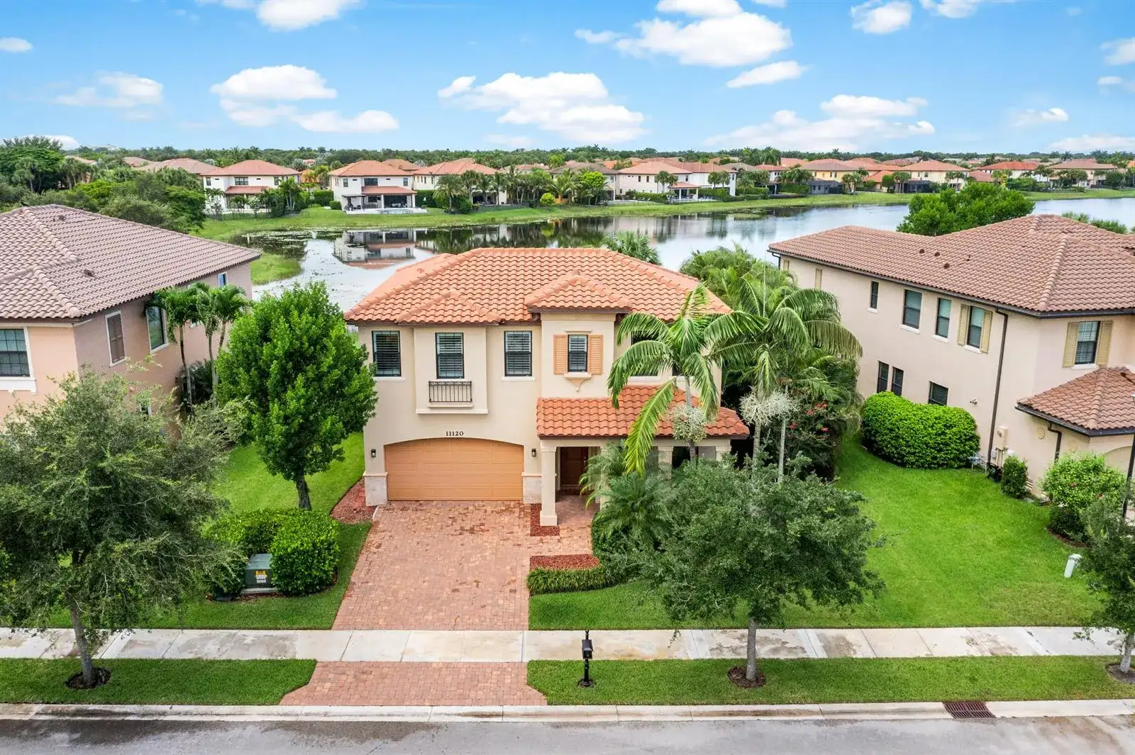 11120 NW 82ND Place, Parkland FL 33076 photo 4