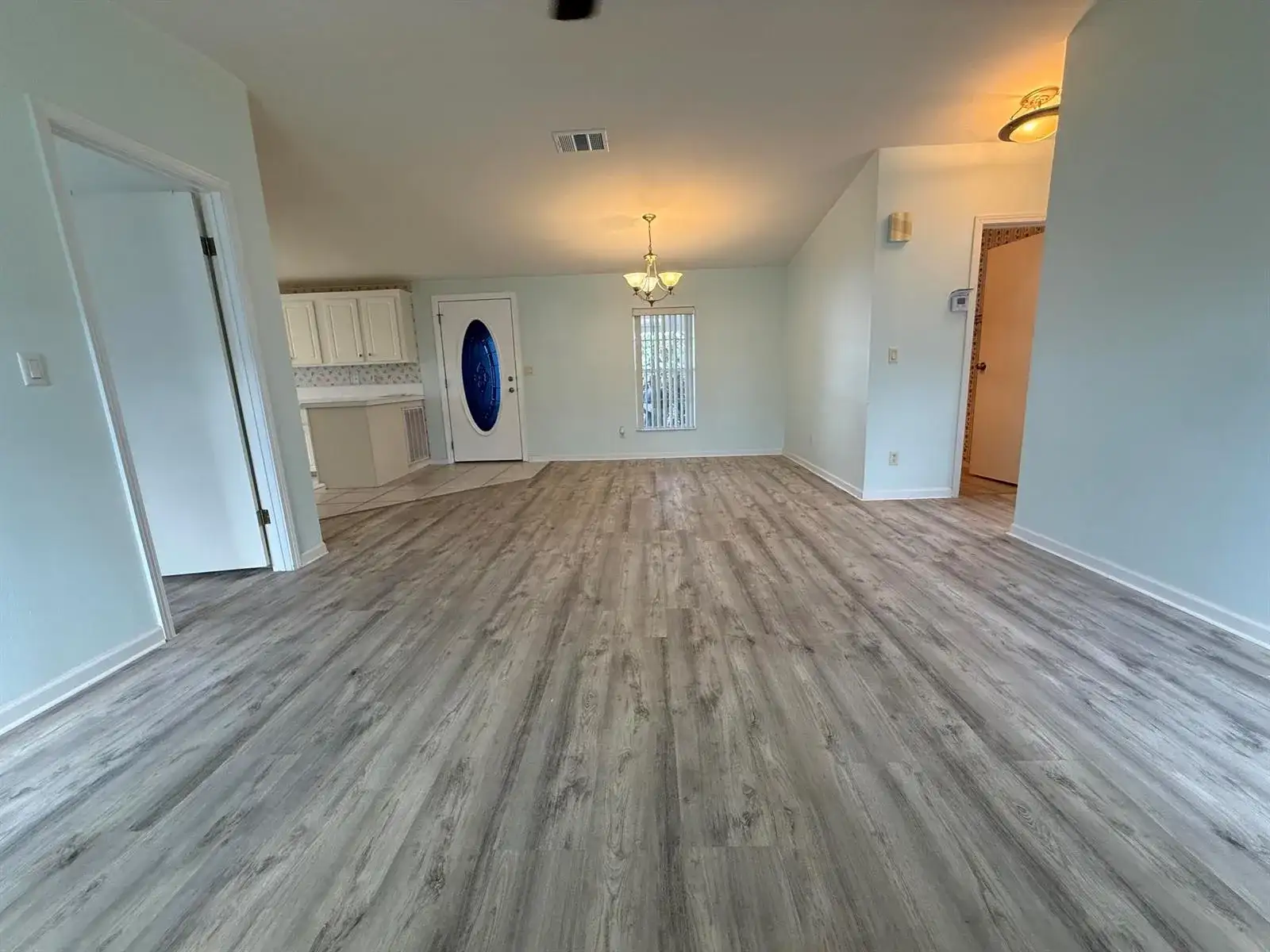294 Kingfisher Avenue, Fort Pierce FL 34982 photo 2