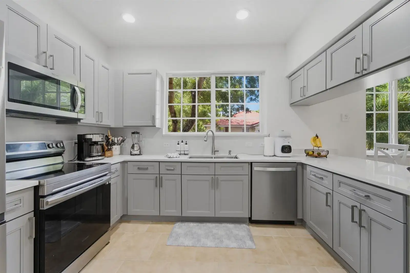 4542 Danson Way, Delray Beach FL 33445 photo 3