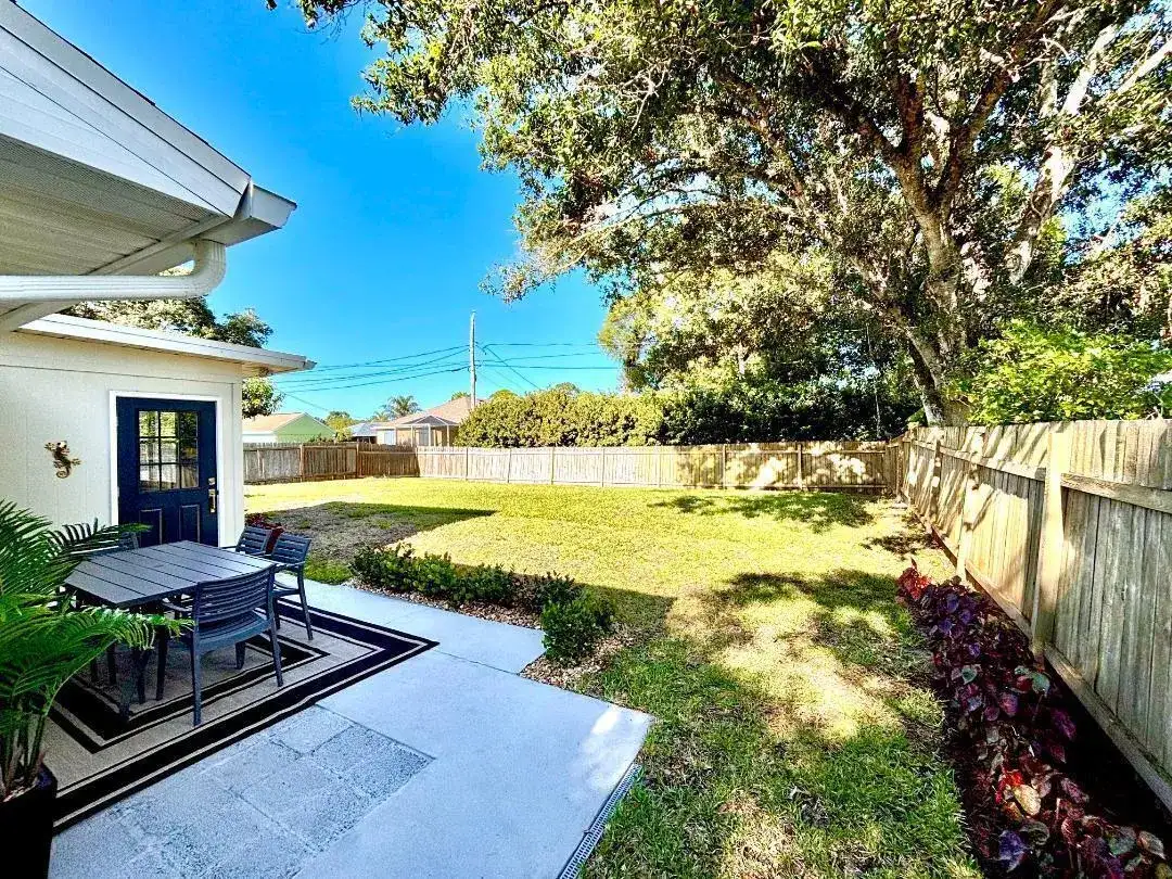1049 Phelps Street, Sebastian FL 32958 photo 3