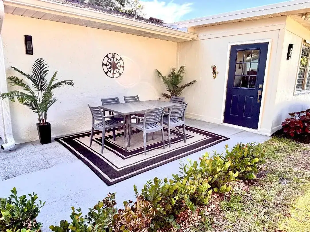 1049 Phelps Street, Sebastian FL 32958 photo 4