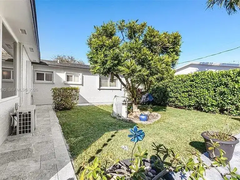 9390 SW 190TH Street, Cutler Bay FL 33157 photo 4