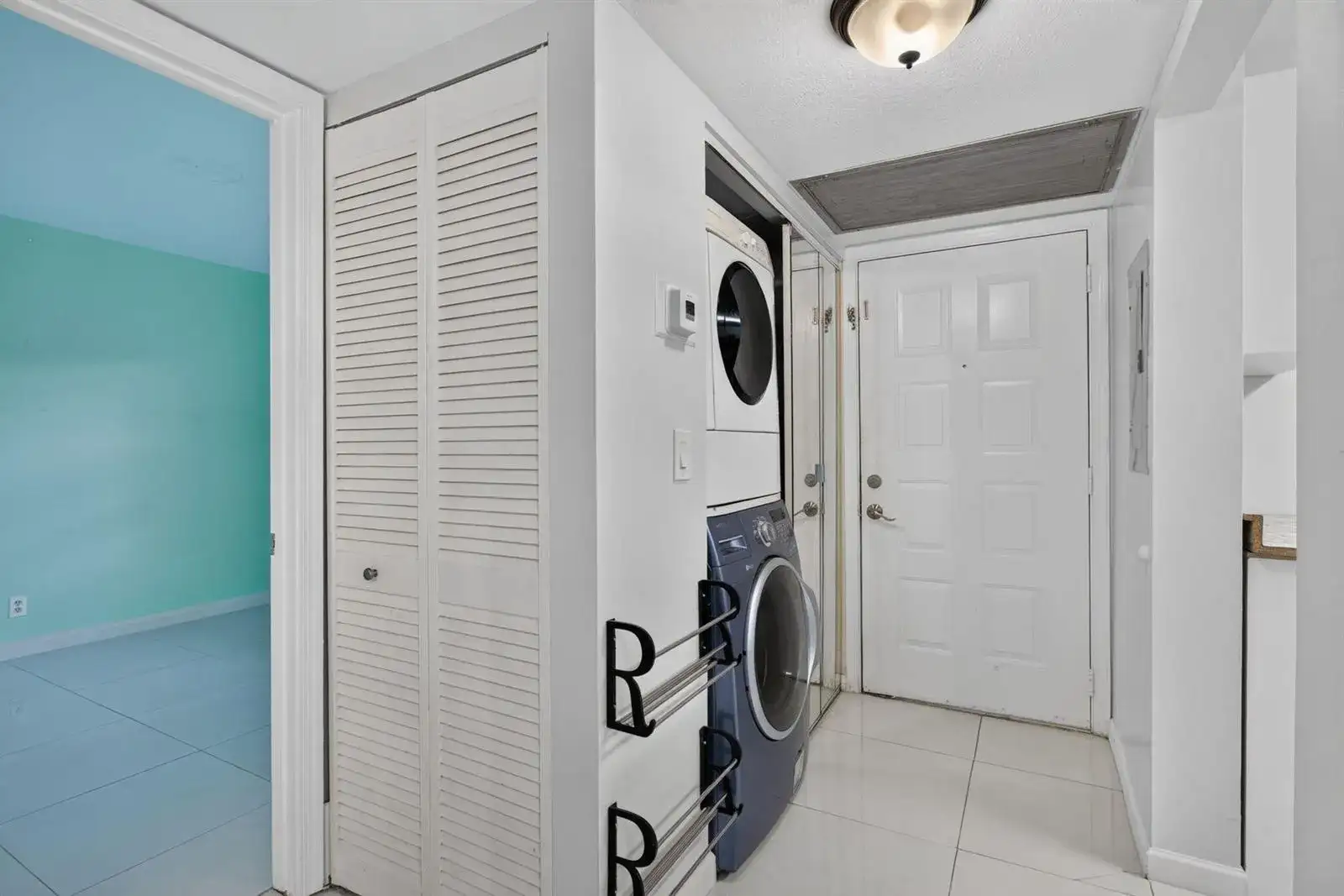 5540 Lakeside Drive # 102, Margate FL 33063 photo 2