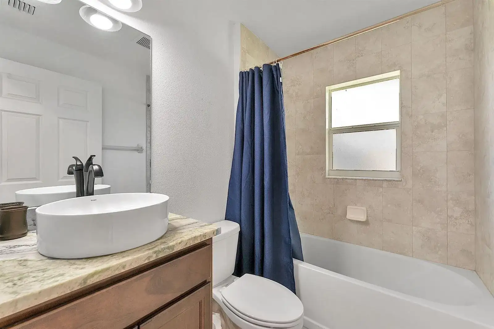 9728 STARBOARD Drive, Fort Pierce FL 34945 photo 2