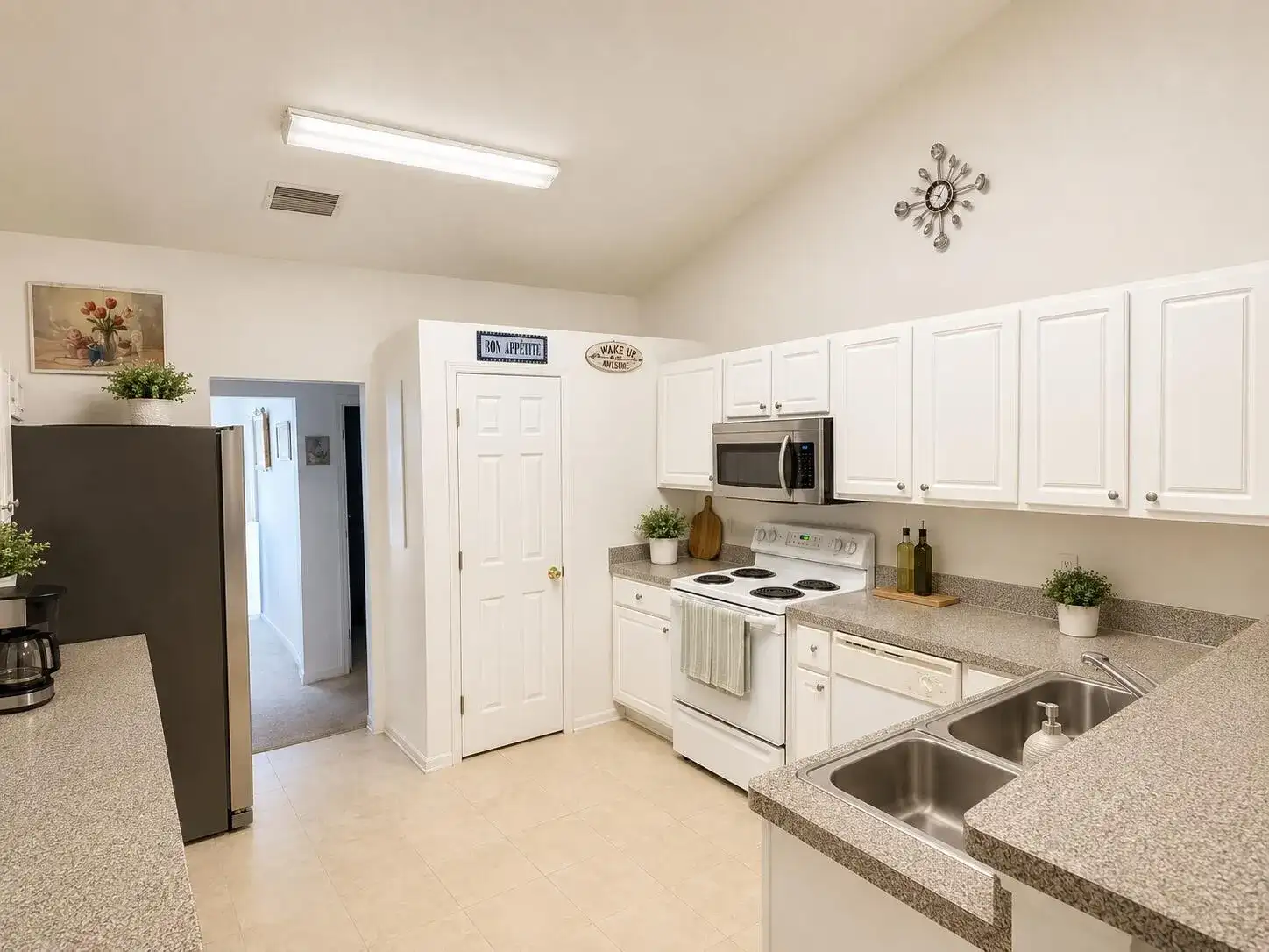 2017 SE Dranson Circle, Port St. Lucie FL 34952 photo 4
