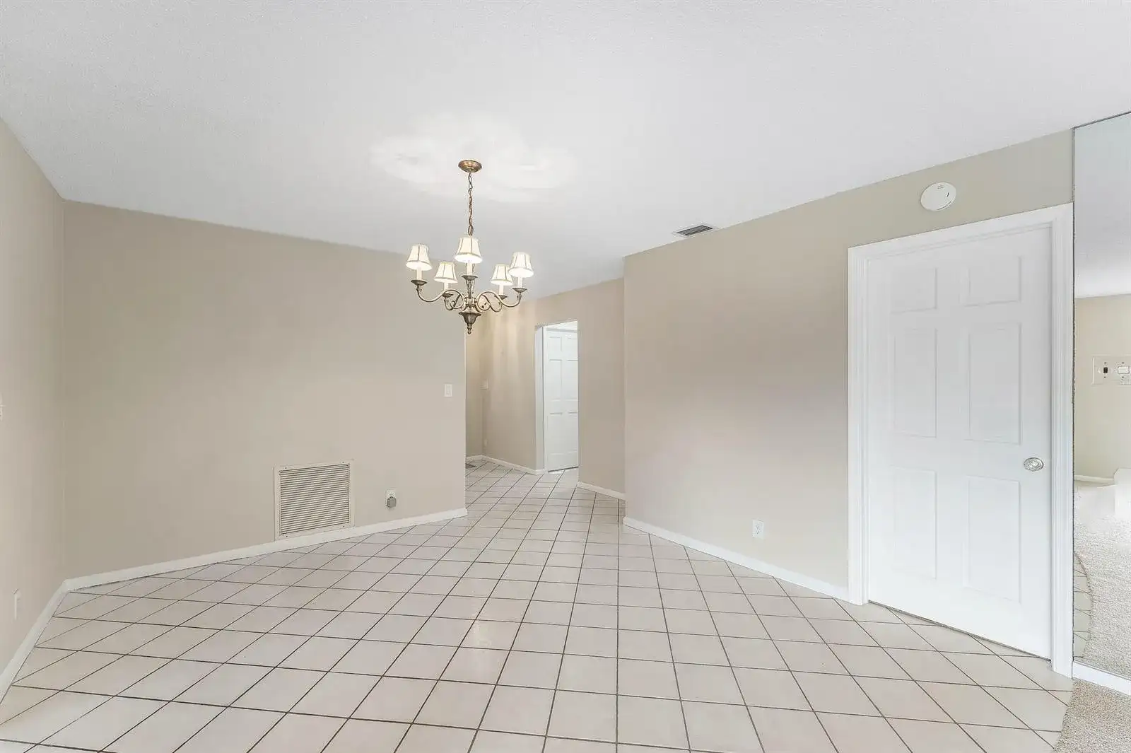 1752 Riverwood Lane, Coral Springs FL 33071 photo 4