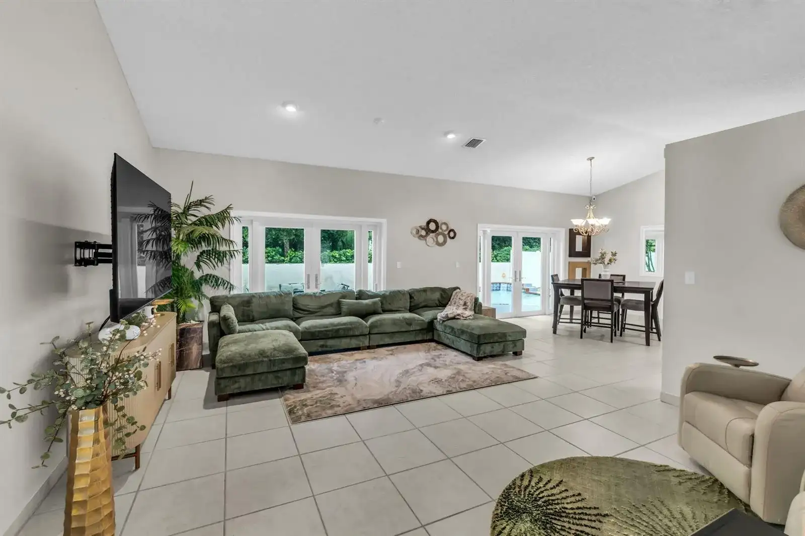 13421 SW 17TH Court, Miramar FL 33027 photo 4