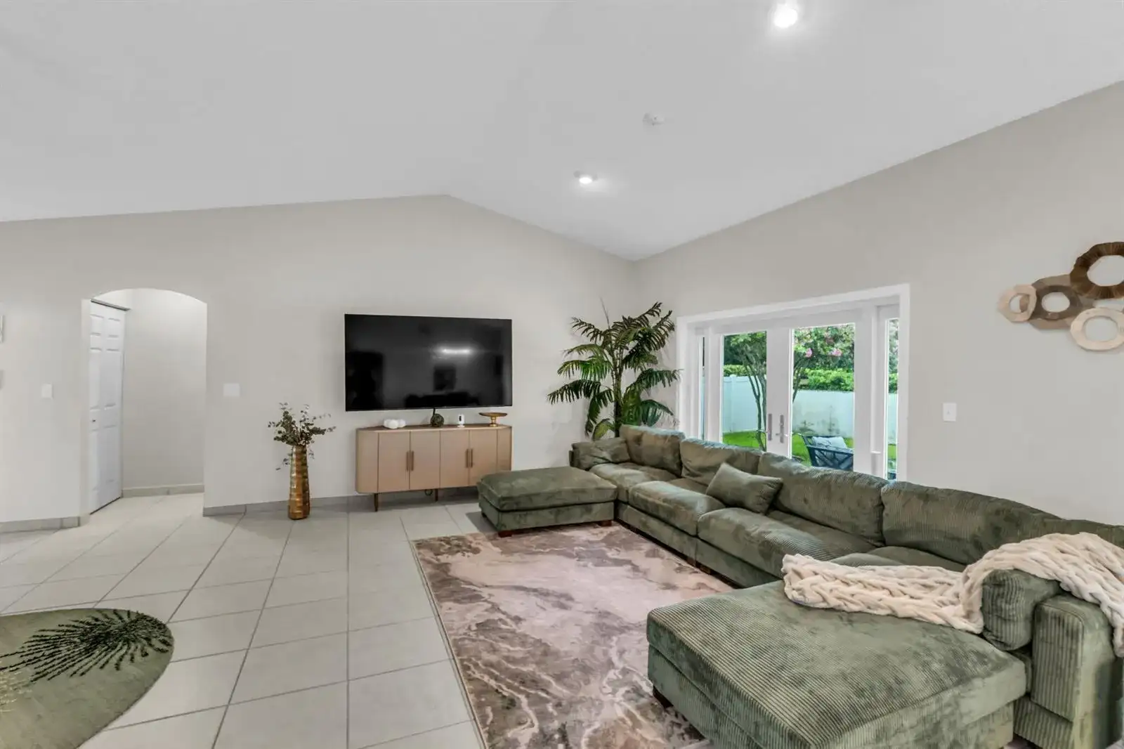 13421 SW 17TH Court, Miramar FL 33027 photo 5