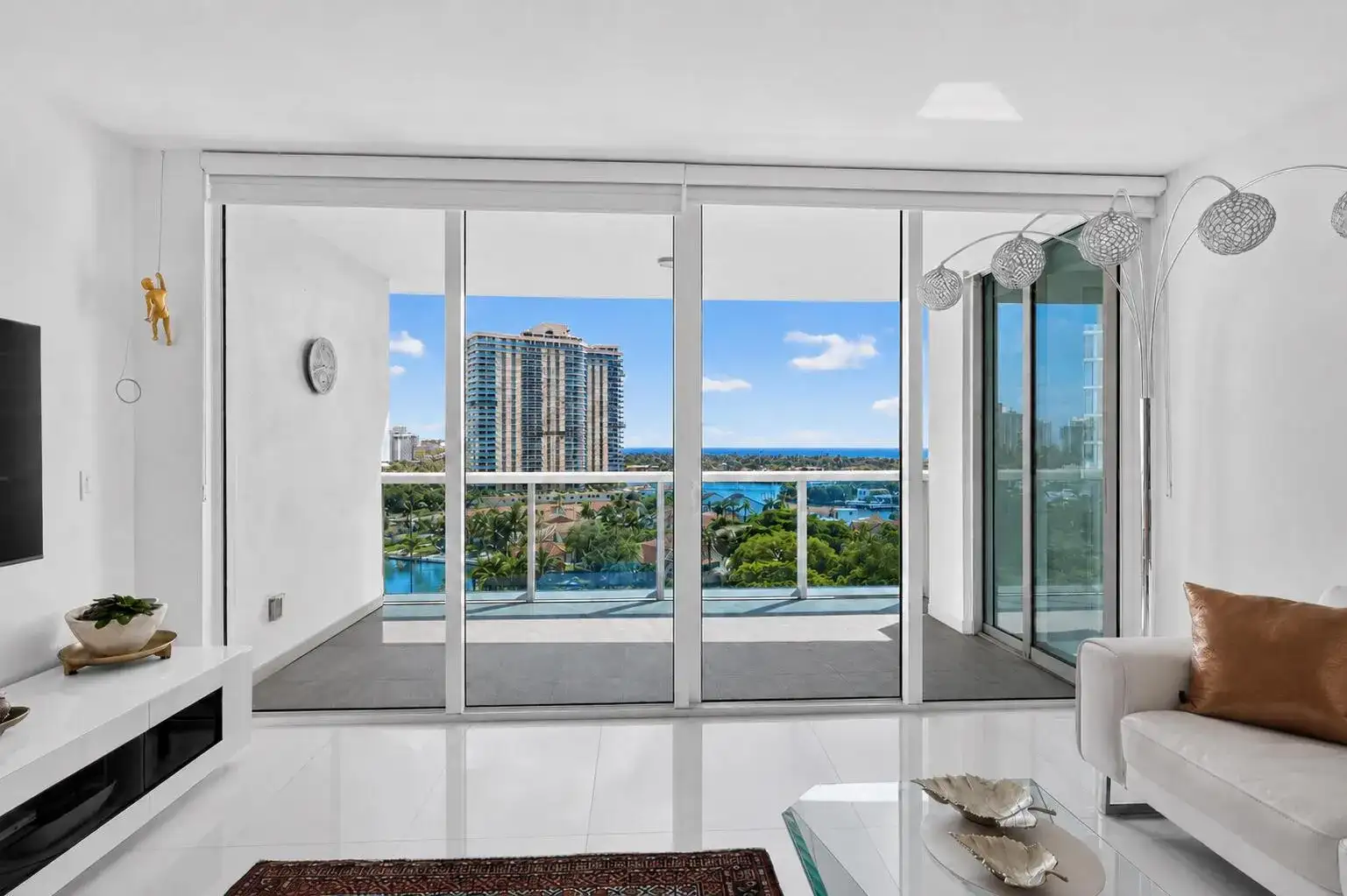 19400 Turnberry Way # 921, Aventura FL 33180 photo 3