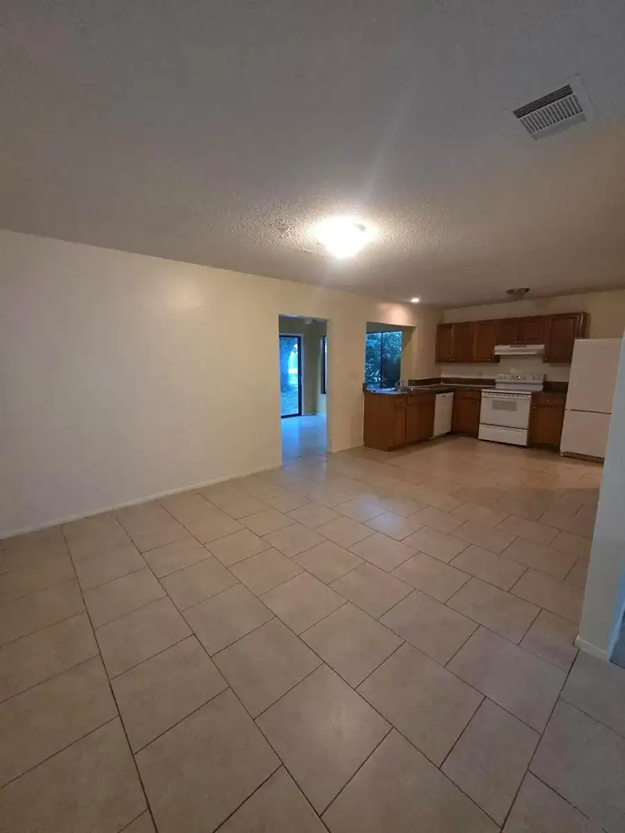 1917 SE BURGUNDY Lane, Port St. Lucie FL 34952 photo 2
