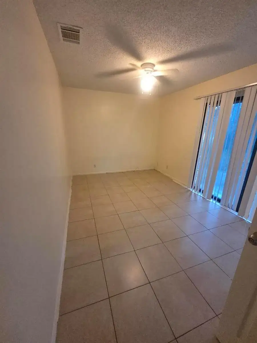 1917 SE BURGUNDY Lane, Port St. Lucie FL 34952 photo 5