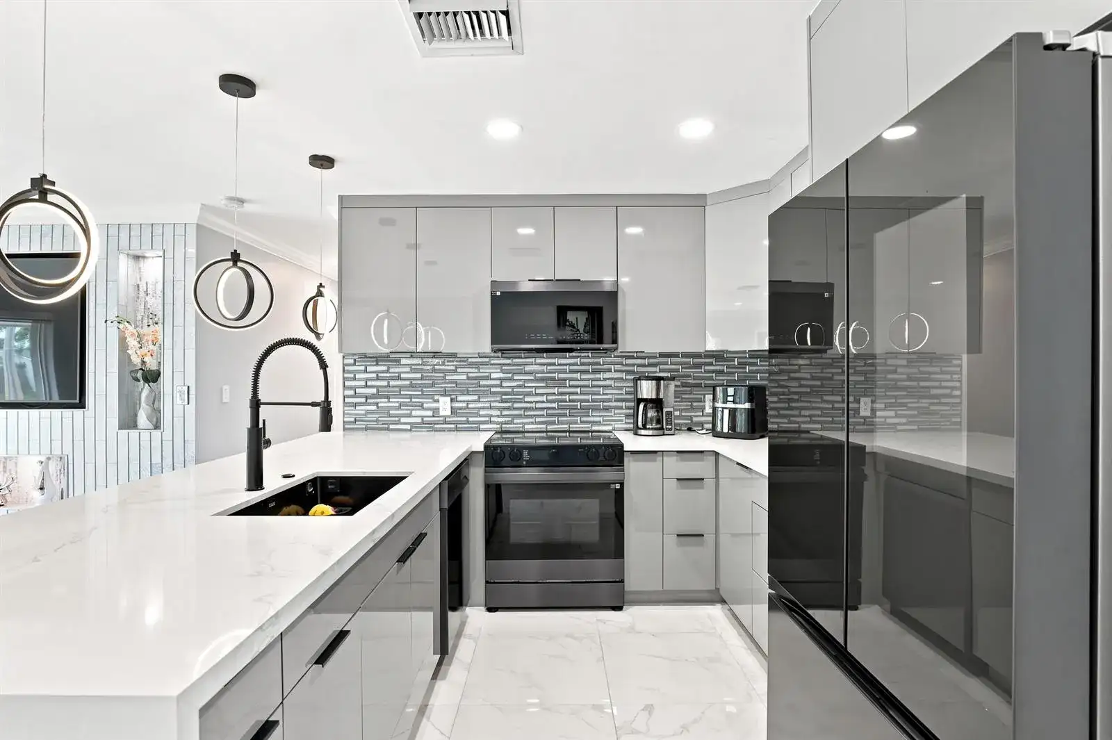 2331 SW 50TH Terrace, Fort Lauderdale FL 33317 photo 5