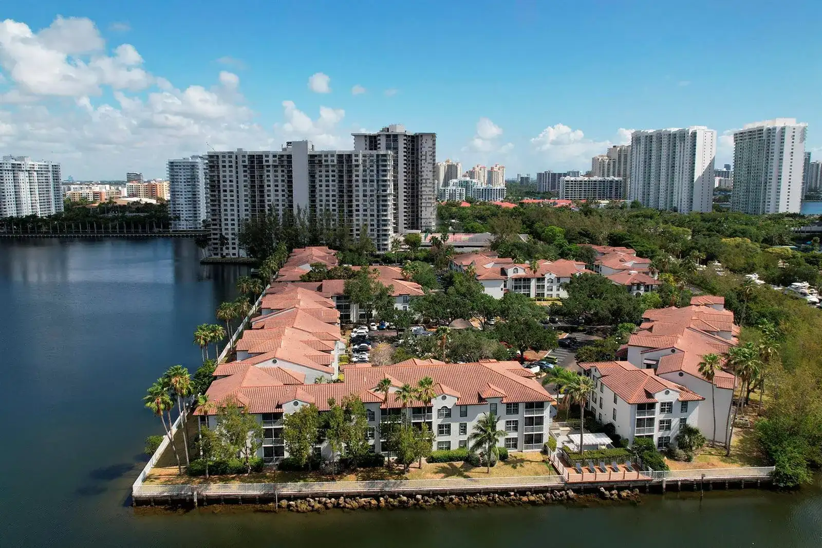 17900 NE 31st Court # 3324, Aventura FL 33160 photo 4