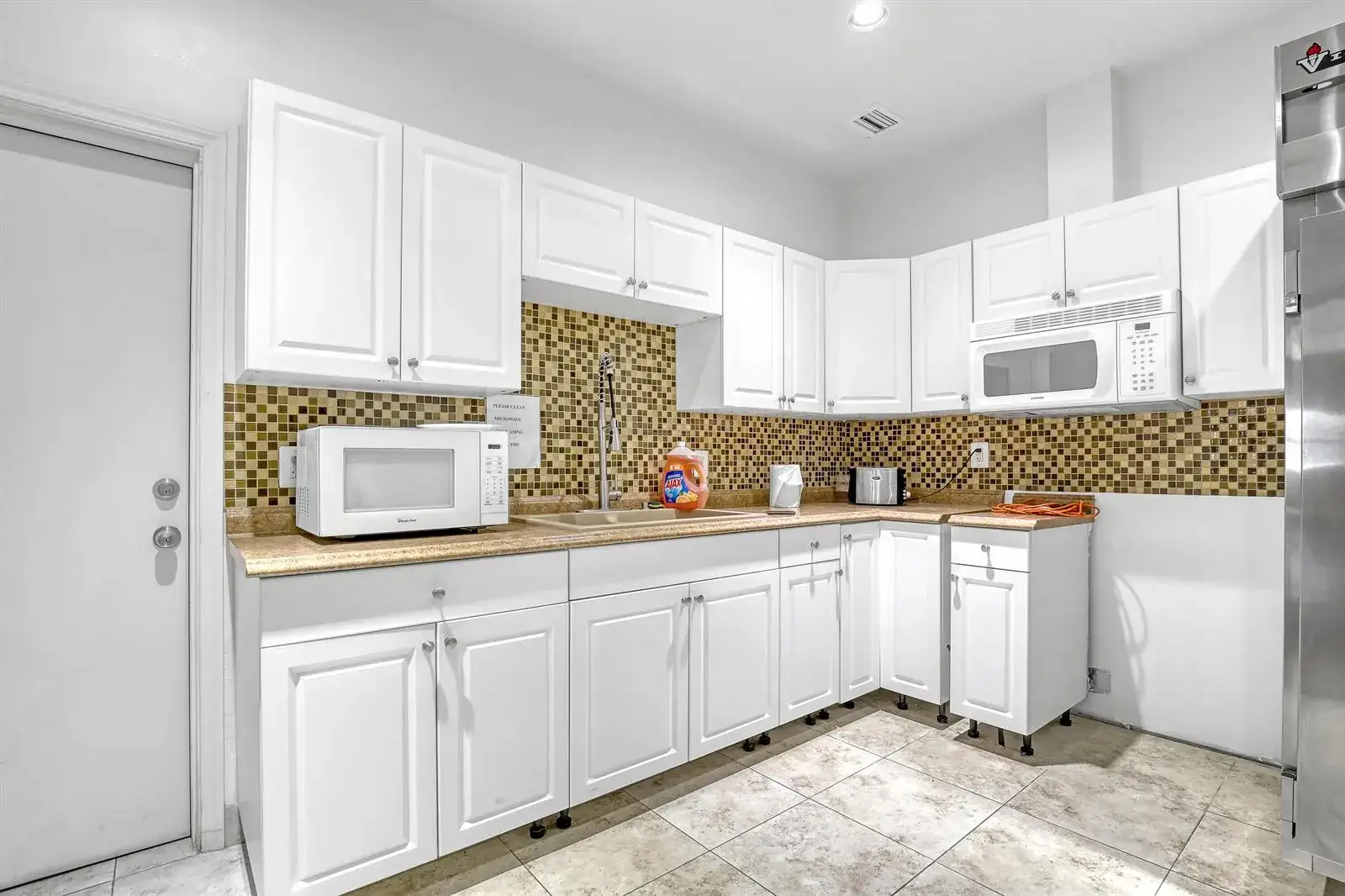 2940 Crosley Drive E, West Palm Beach FL 33415 photo 4