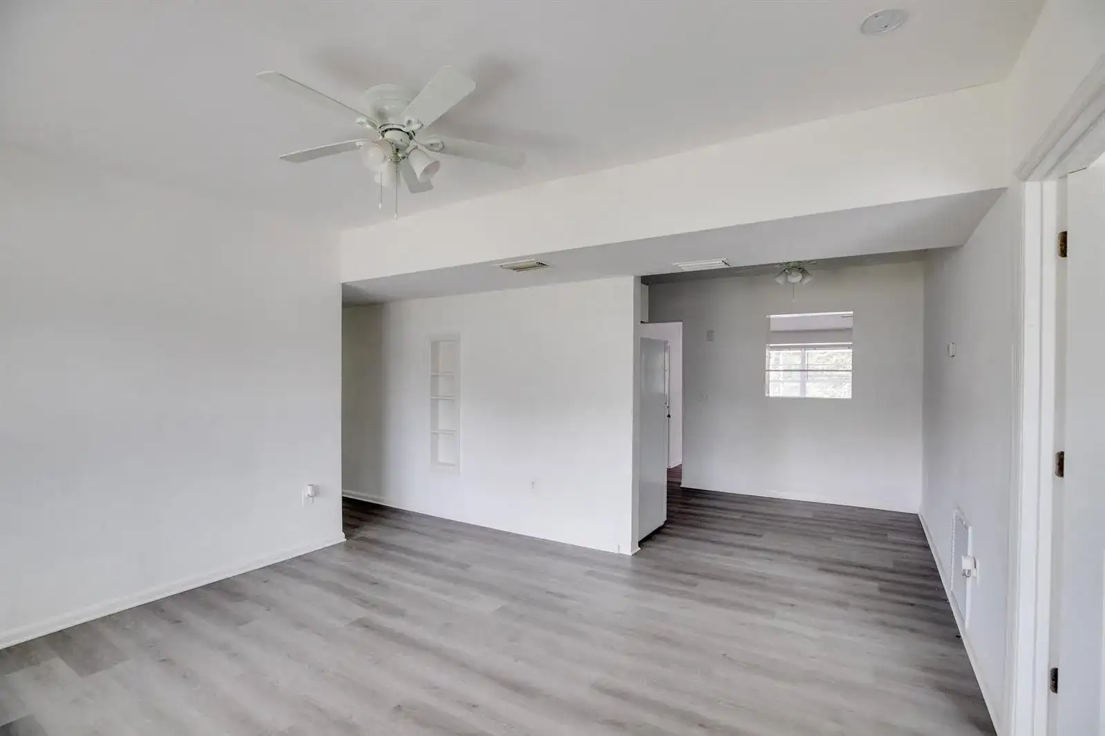 1625 30TH Avenue, Vero Beach FL 32960 photo 4
