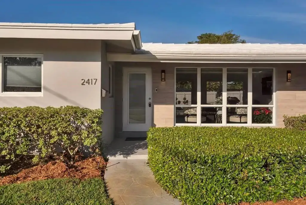 2417 BAYVIEW Drive, Fort Lauderdale FL 33305 photo 2