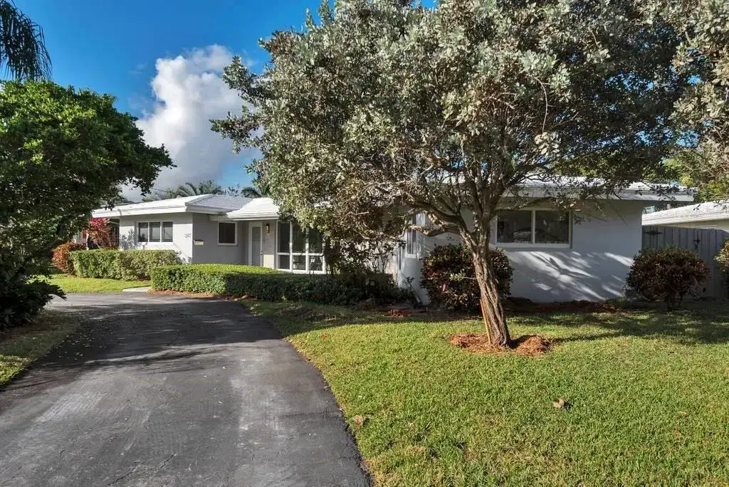 2417 BAYVIEW Drive, Fort Lauderdale FL 33305 photo 4