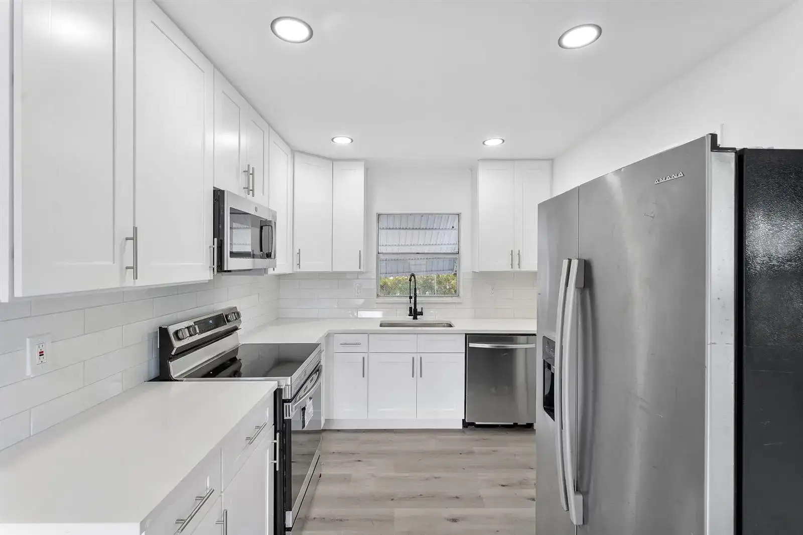 316 NW 6th Court, Deerfield Beach FL 33441 photo 3