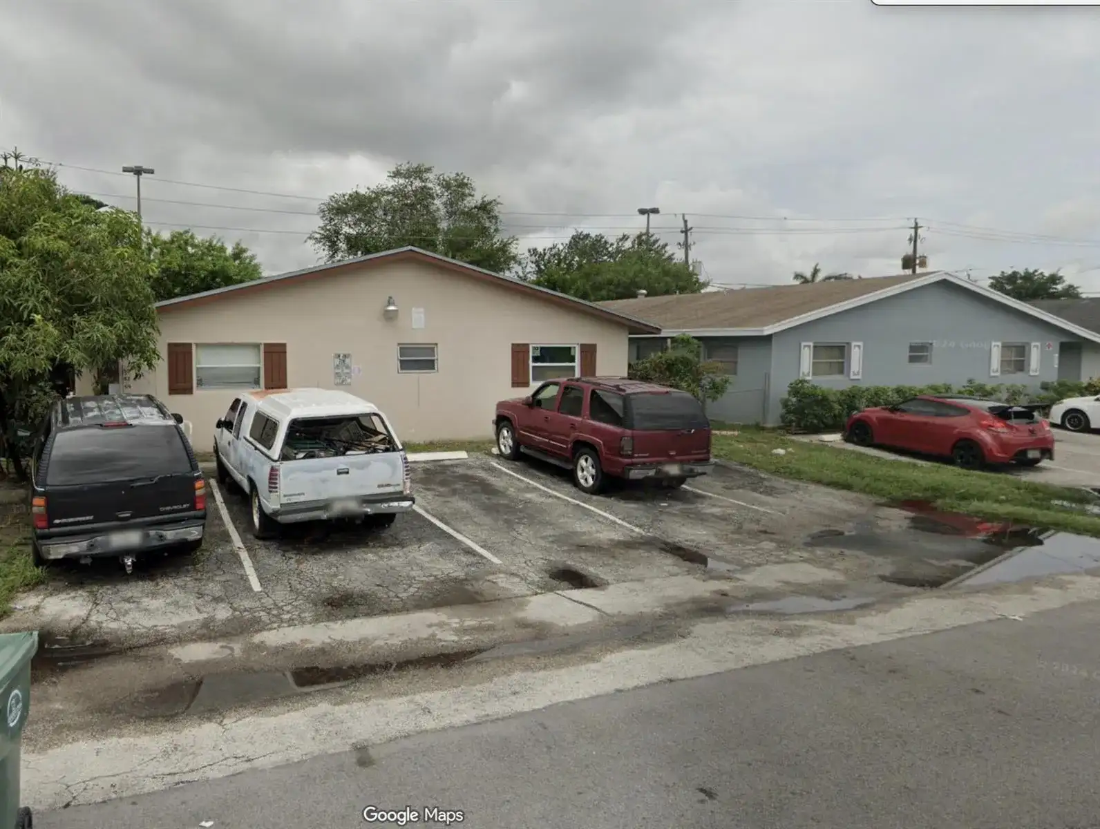 50 NE 36TH Court, Oakland Park FL 33334 photo 2