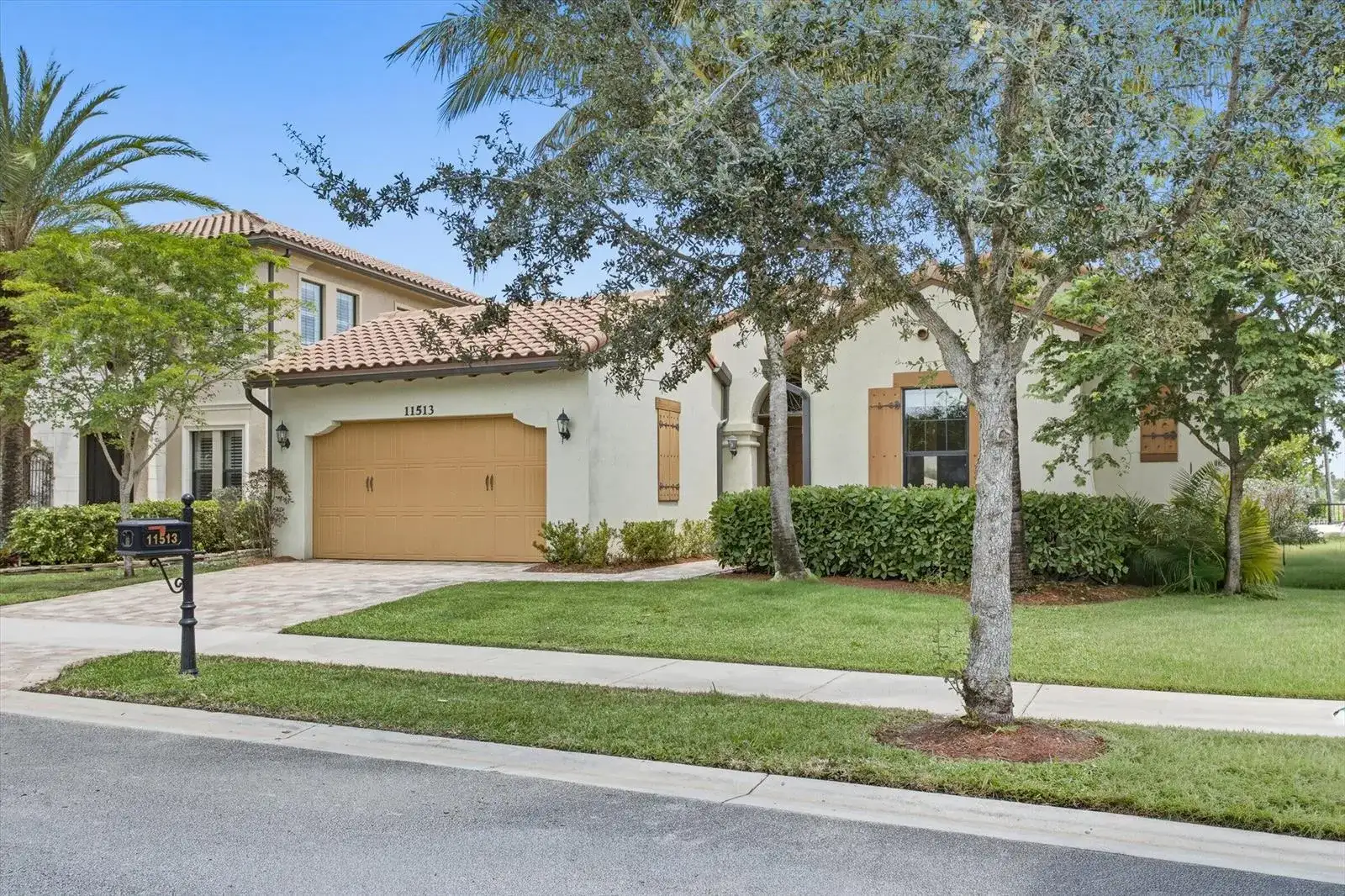11513 NW 81st Place, Parkland FL 33076 photo 4