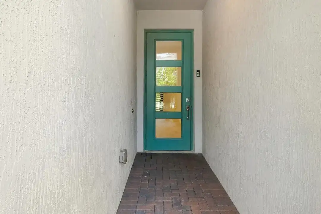 14131 SW Thorens Drive, FL 34987 photo 2
