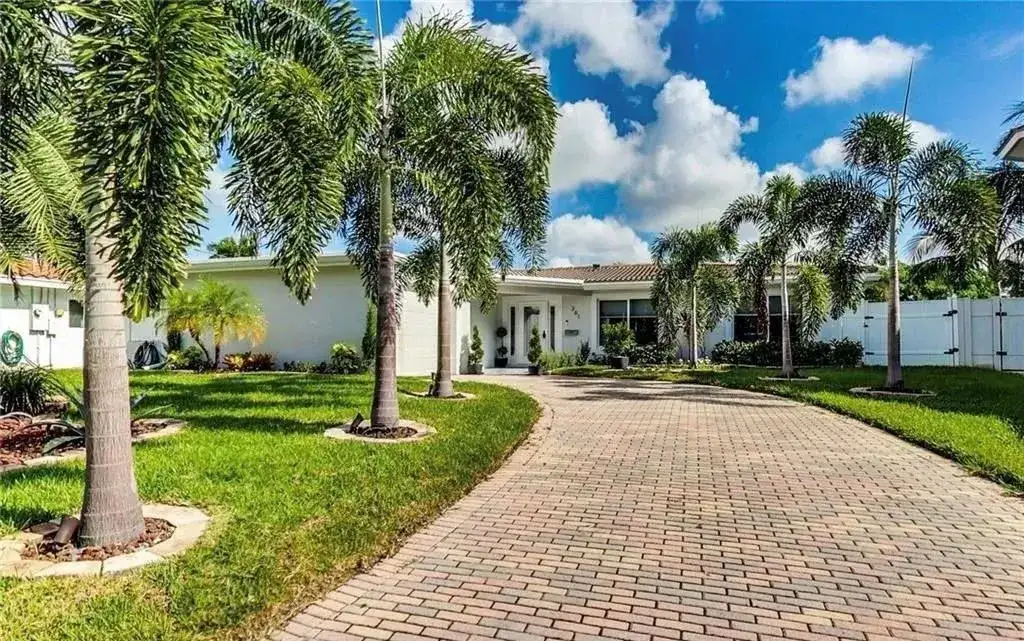 361 SE 9TH Court, Pompano Beach FL 33060 photo 3
