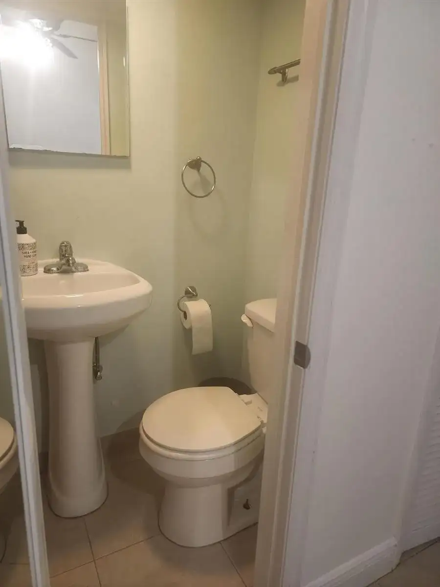 2430 SW 82ND Terrace, Miramar FL 33025 photo 5