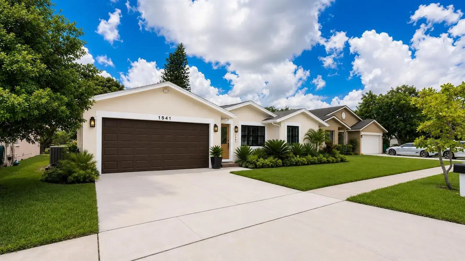 1541 SW 102nd Terrace, Davie FL 33324 photo 2