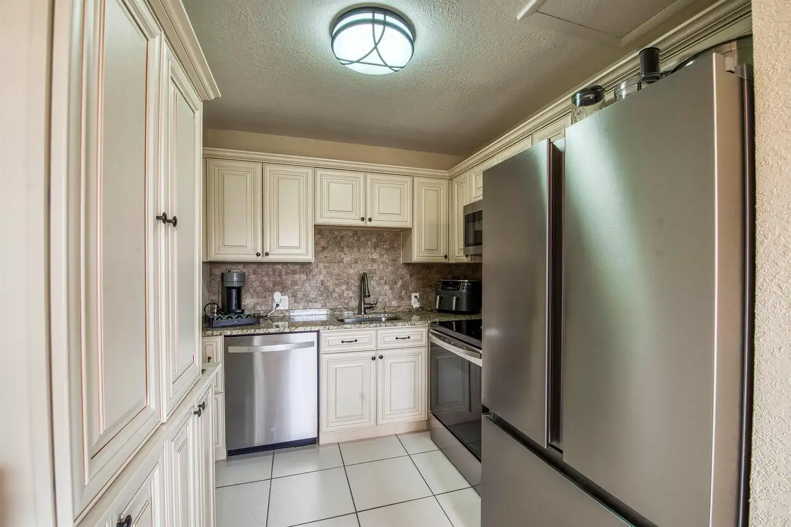293 Brighton G, Boca Raton FL 33434 photo 2