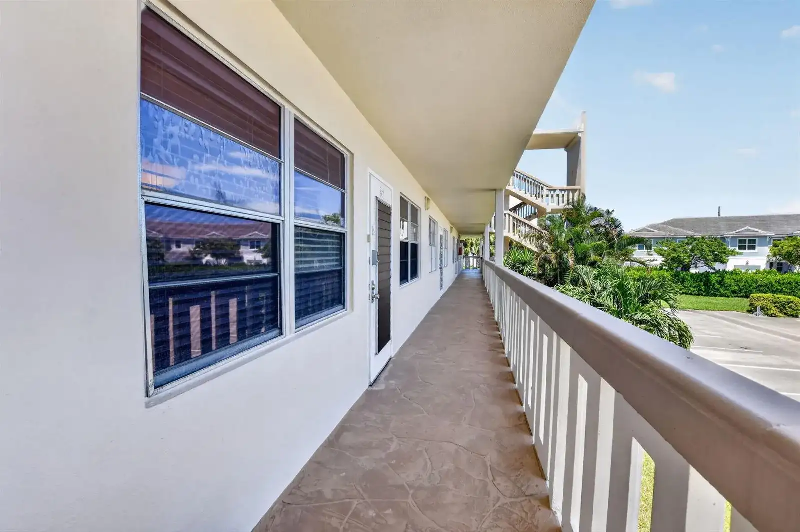 211 Richmond A # 211, Deerfield Beach FL 33442 photo 2