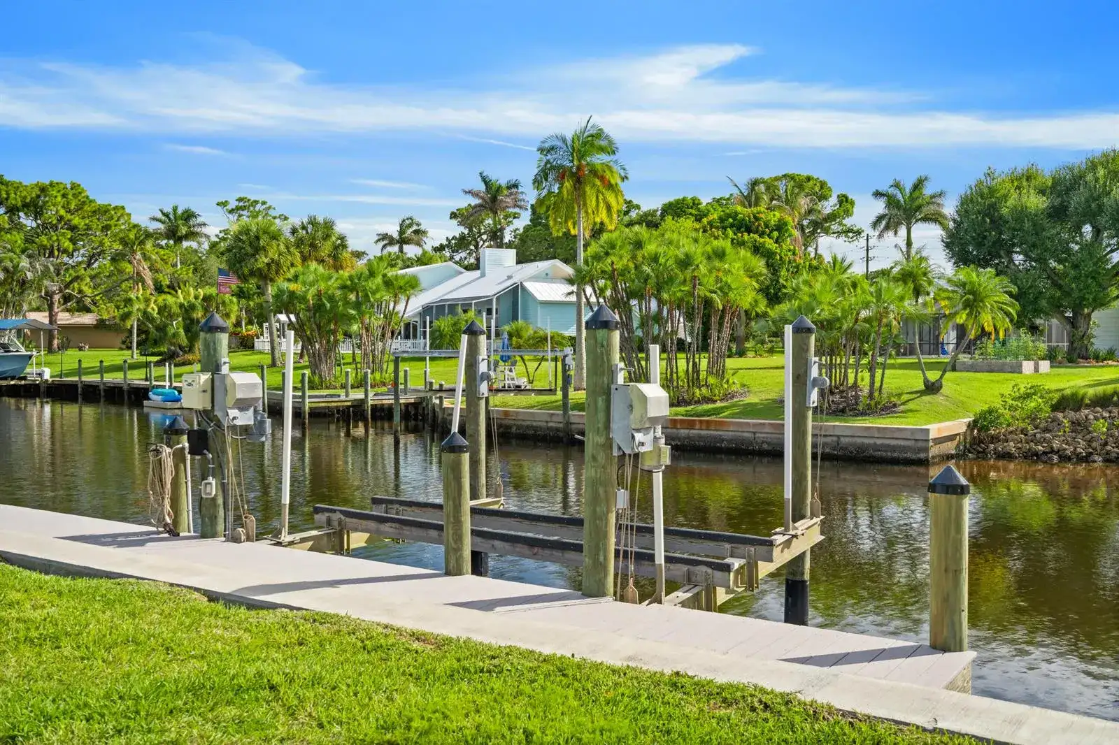 1310 NW LAKESIDE Trail, Stuart FL 34994 photo 5