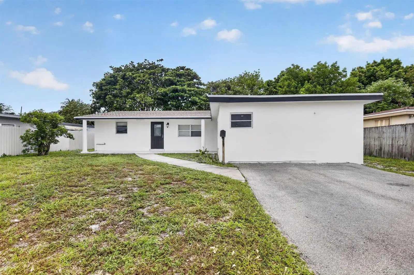 1111 SW 31ST Avenue, Fort Lauderdale FL 33312 photo 2