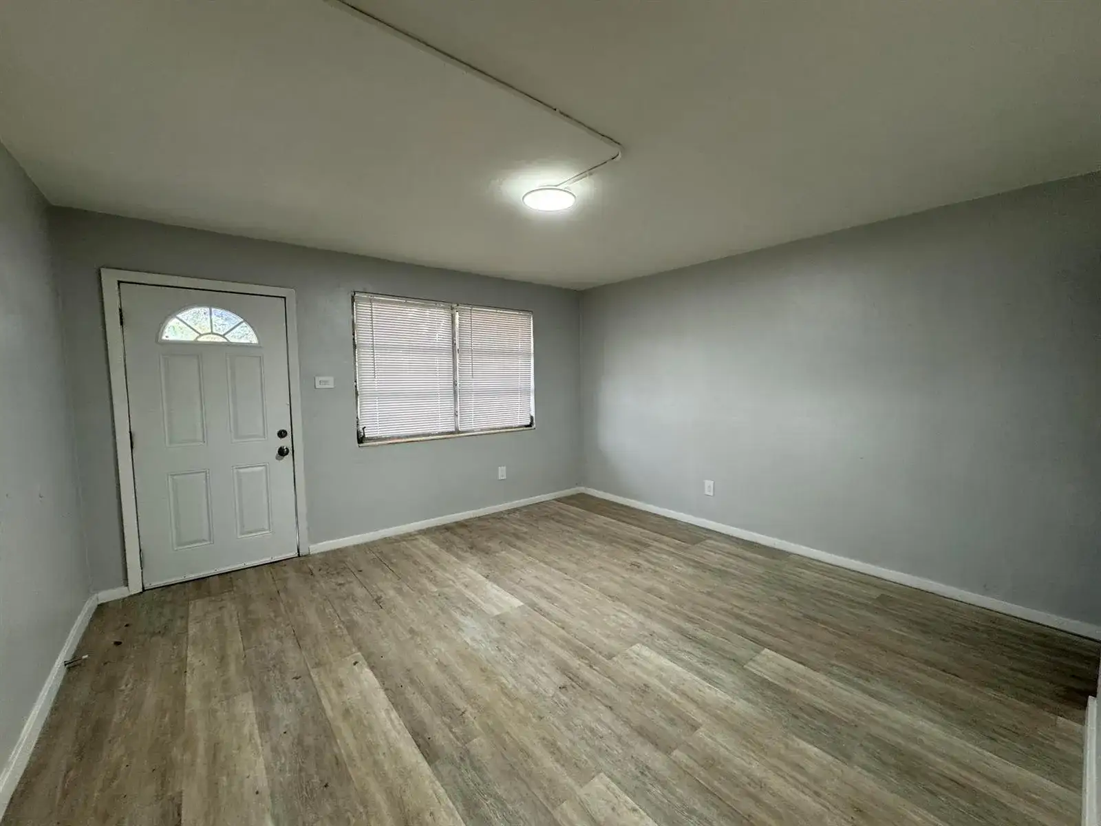 304 NW 14th Avenue, Fort Lauderdale FL 33311 photo 2