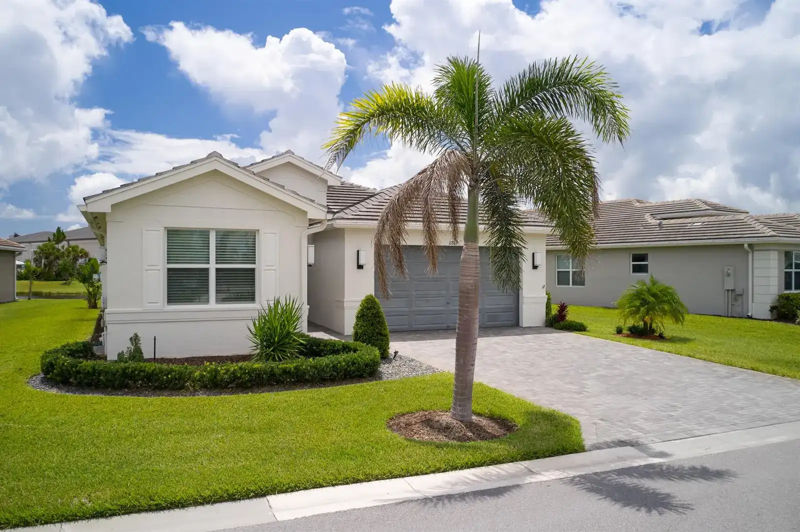 11869 SW Poseidon Way, Port St. Lucie FL 34987 photo 2