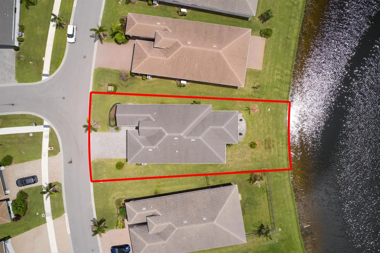 11869 SW Poseidon Way, Port St. Lucie FL 34987 photo 4
