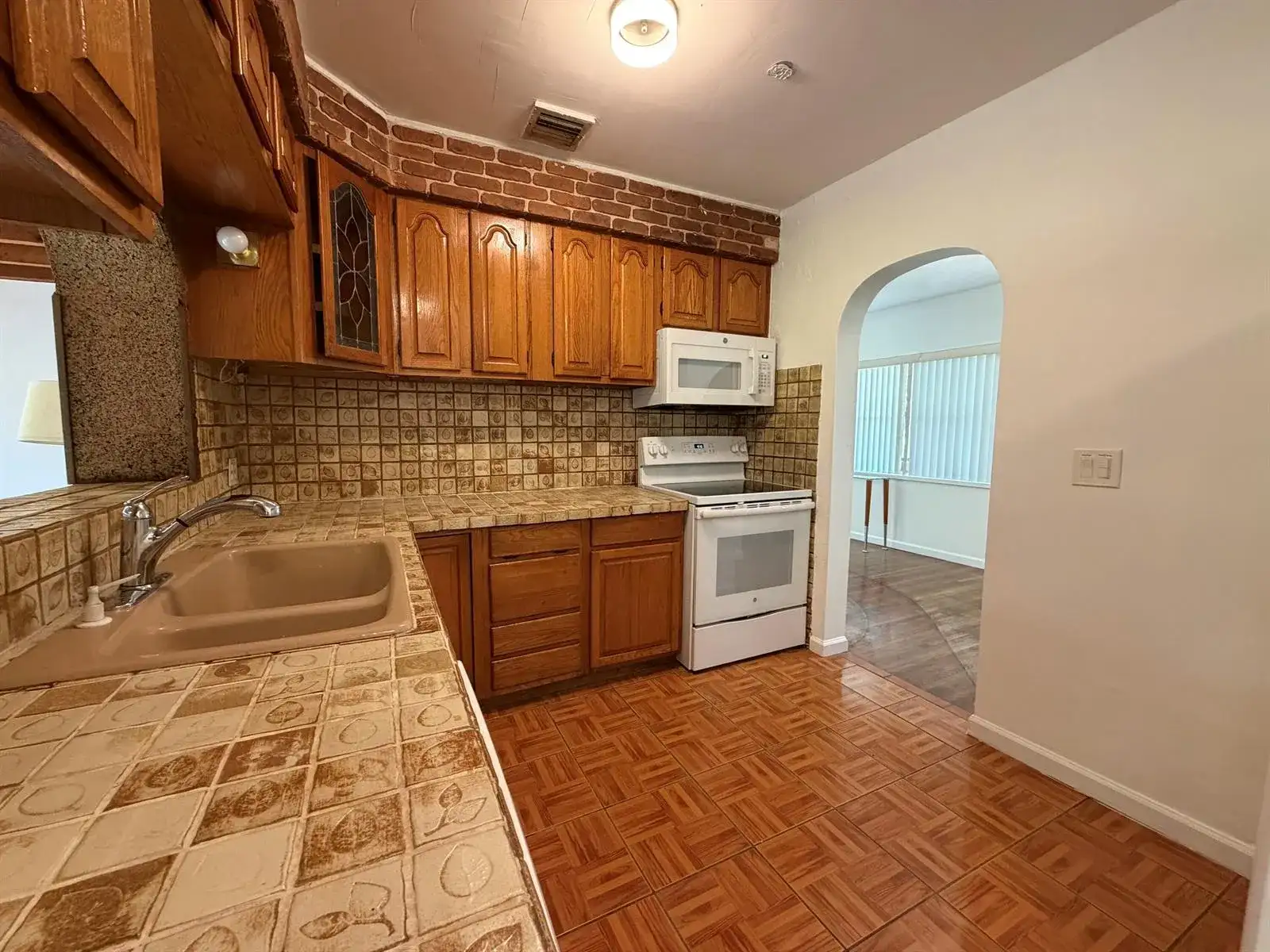 14131 NW 3RD Avenue # A, Miami FL 33168 photo 3
