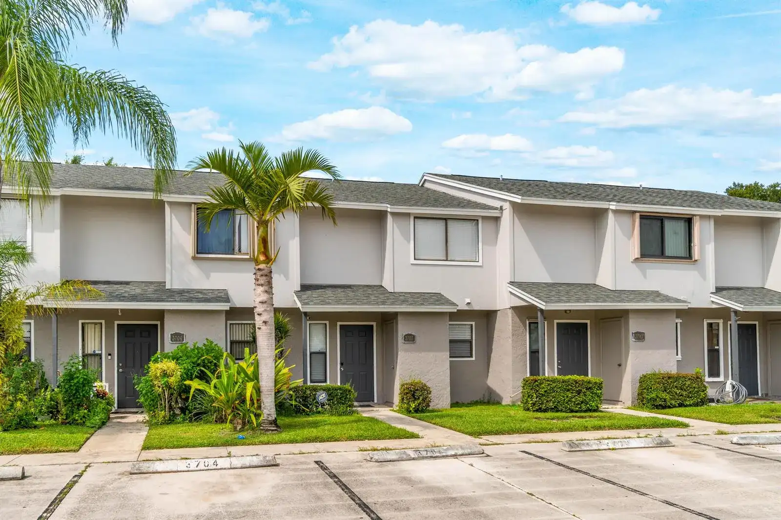 3703 Inlet Circle, FL 33463 photo 4