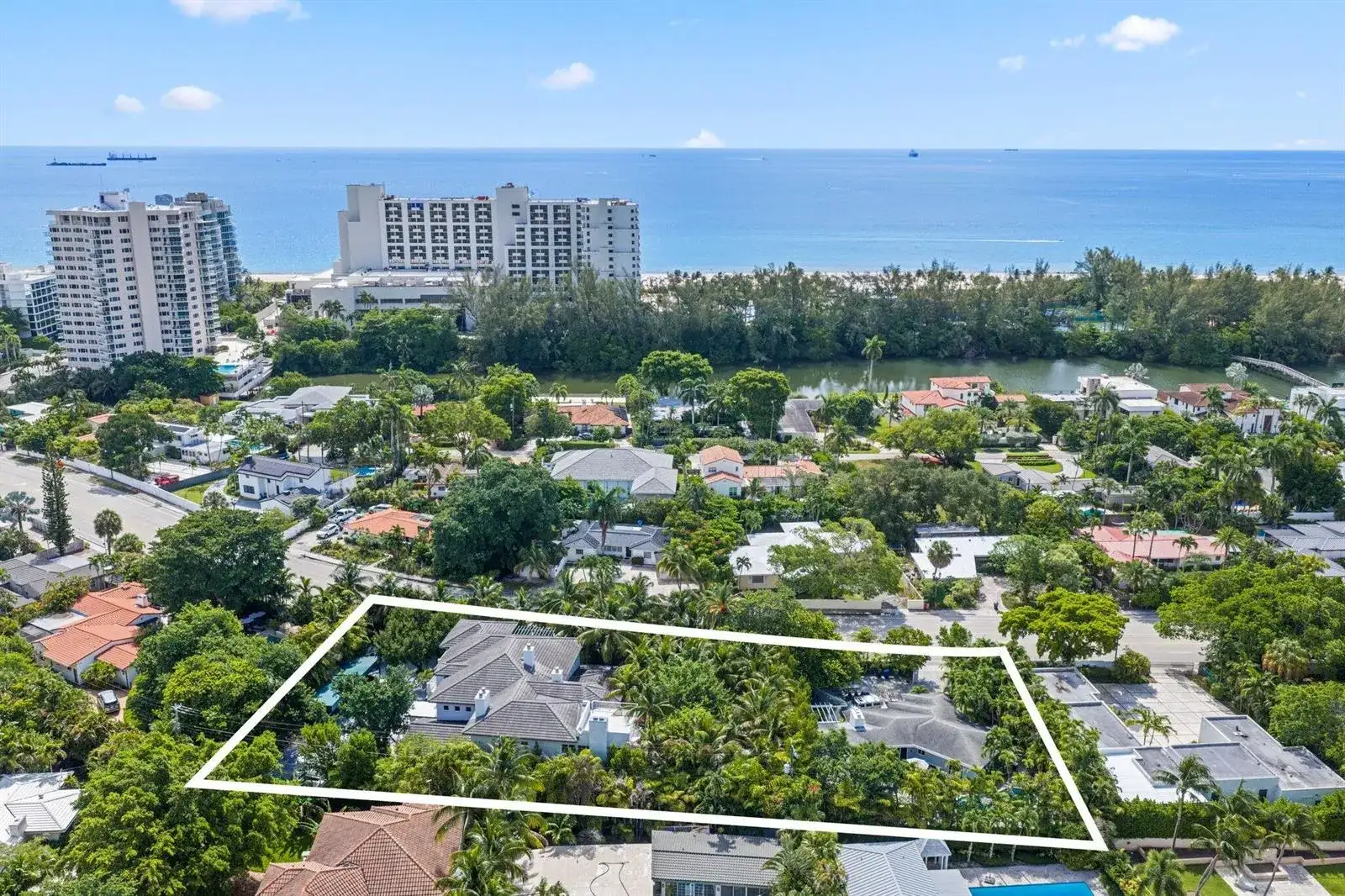 12 Sylvan Lane, Fort Lauderdale FL 33316 photo 2