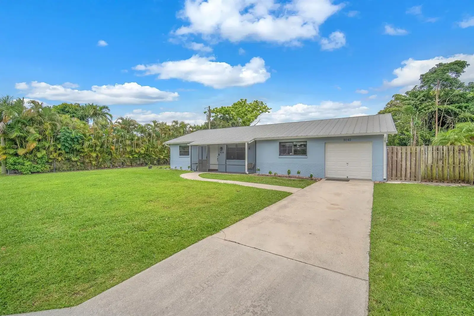 9240 HONEYWELL Road, Lake Worth FL 33467 photo 3