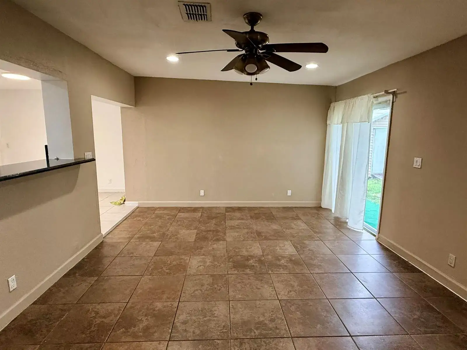 180 SW 32ND Terrace, Deerfield Beach FL 33442 photo 3