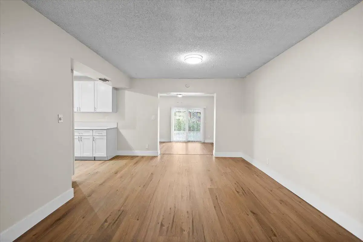 7712 SW 7TH Street, North Lauderdale FL 33068 photo 4